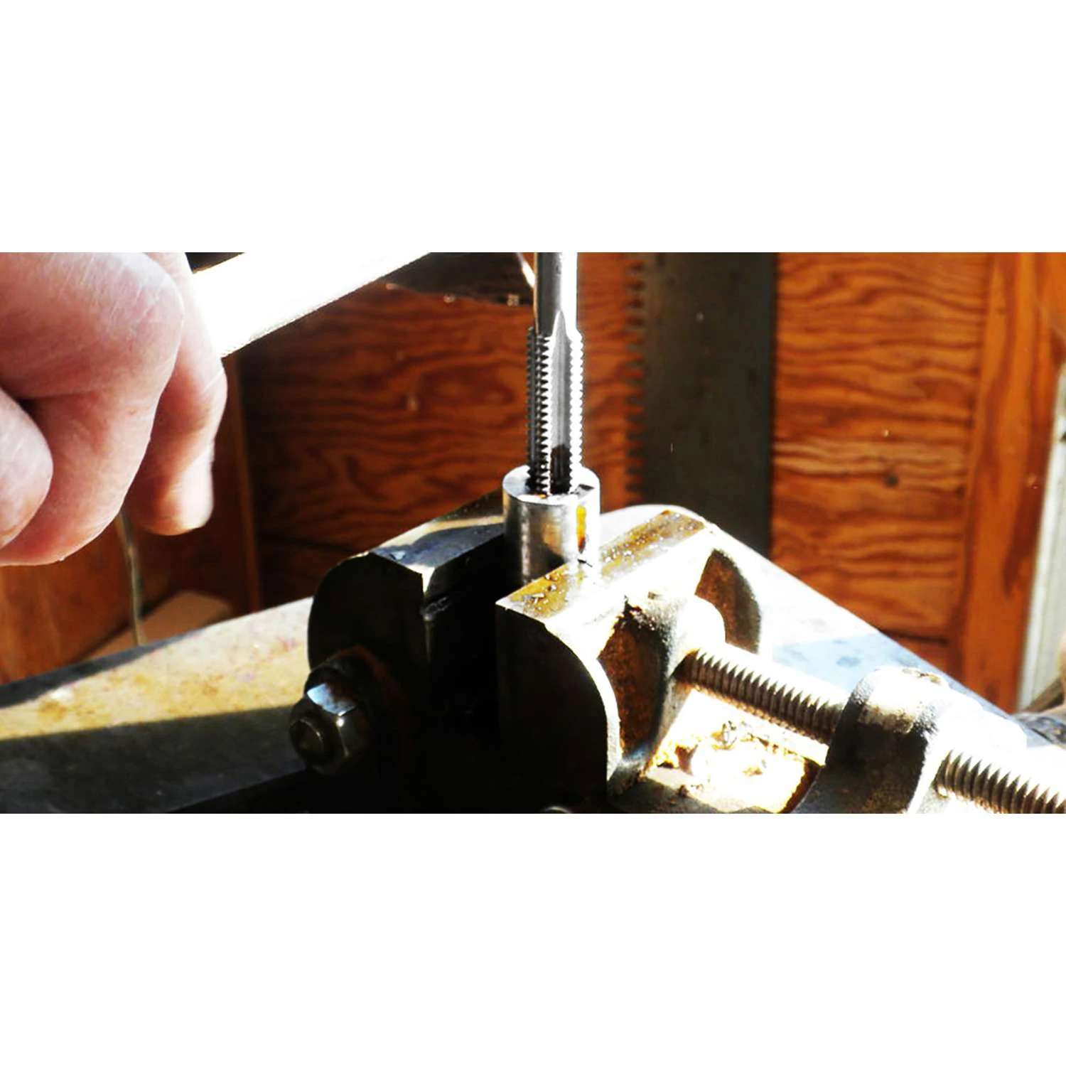 Century Drill & Tool Carbon Steel Pipe Tap 1-11 1/2 NPT 1 Pc 2 Century Drill & Tool Carbon Steel Pipe Tap 1-11 1/2 NPT 1 Pc - Image 2